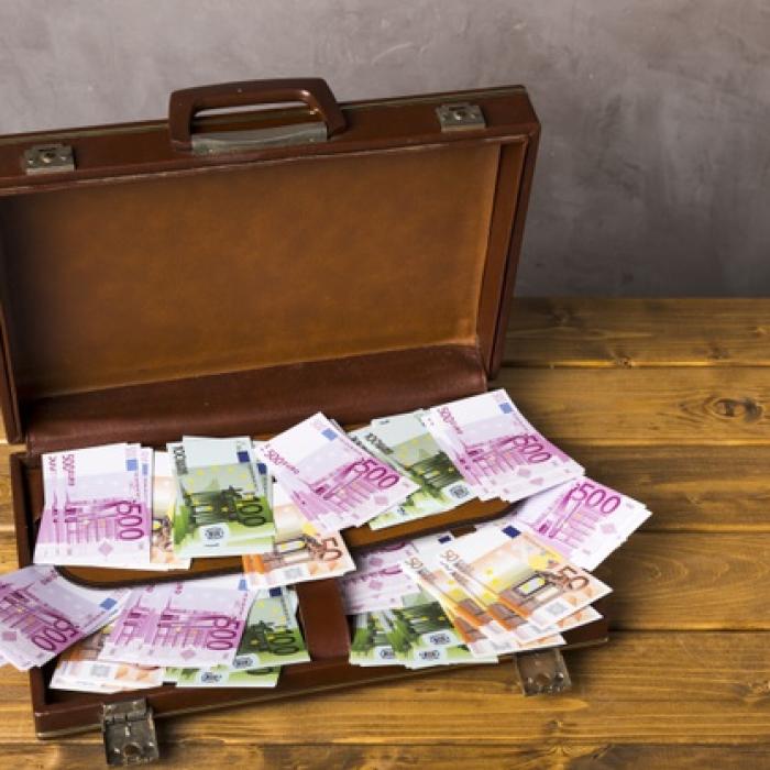 Bosch investeşte trei miliarde de euro în producţia de cipuri