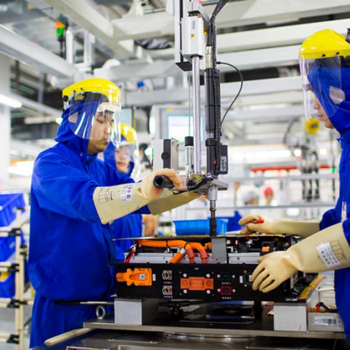 Investiție de 7,3 miliarde € în Ungaria. Mercedes și CATL construiesc o fabrică de baterii auto