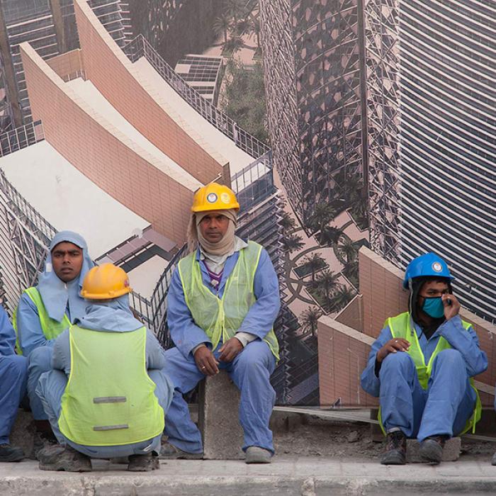 Qatar arestează muncitorii care au construit stadioanele pentru Cupa Mondială