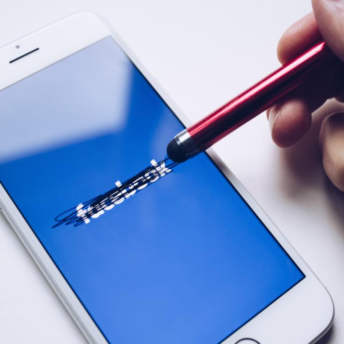 Cambridge Analytica. Facebook a încheiat un acord de principiu în proces