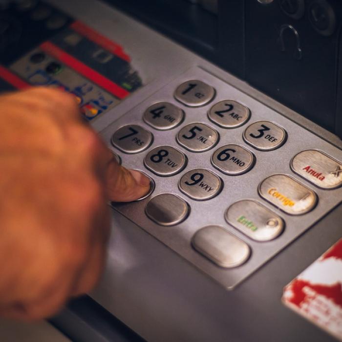 Indicele ROBOR la trei luni a urcat uşor miercuri, la 7,95% pe an