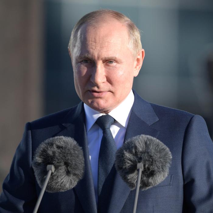Putin declanșează războiul pe toate fronturile