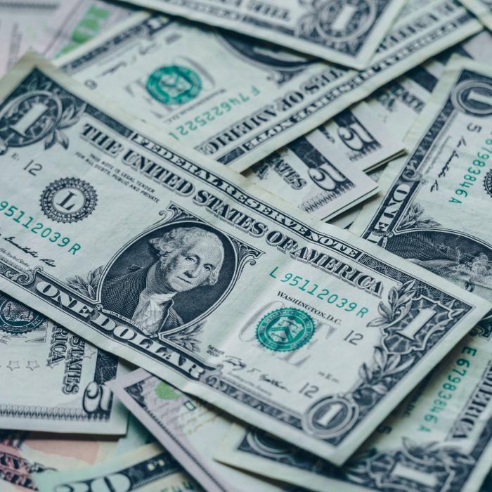 Rusia: Pierderile combinate ale băncilor au ajuns la aproape 25 miliarde de dolari în primul semestru din 2022