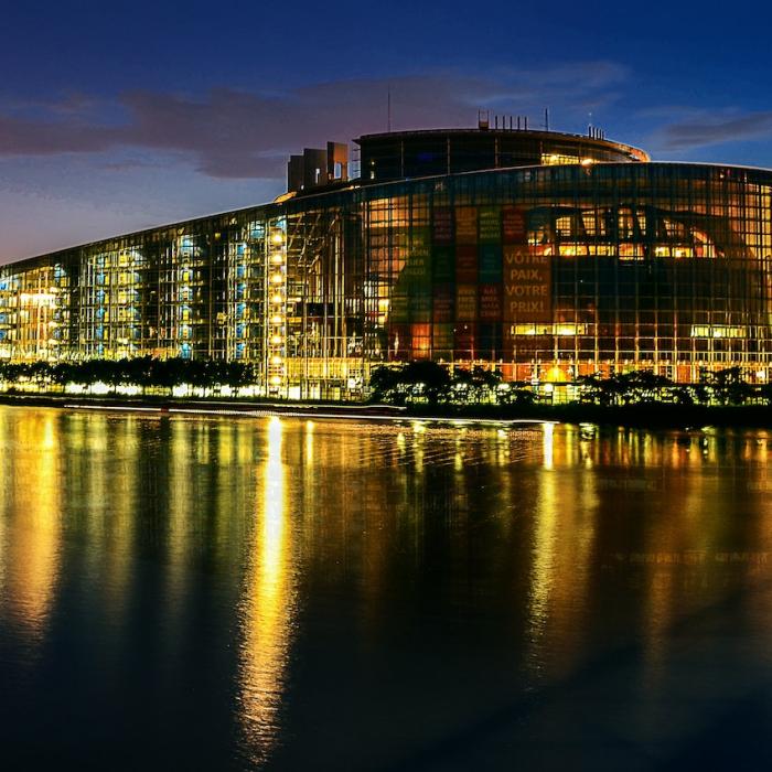 UE a ajuns la un acord pentru plafonarea prețurilor la energie