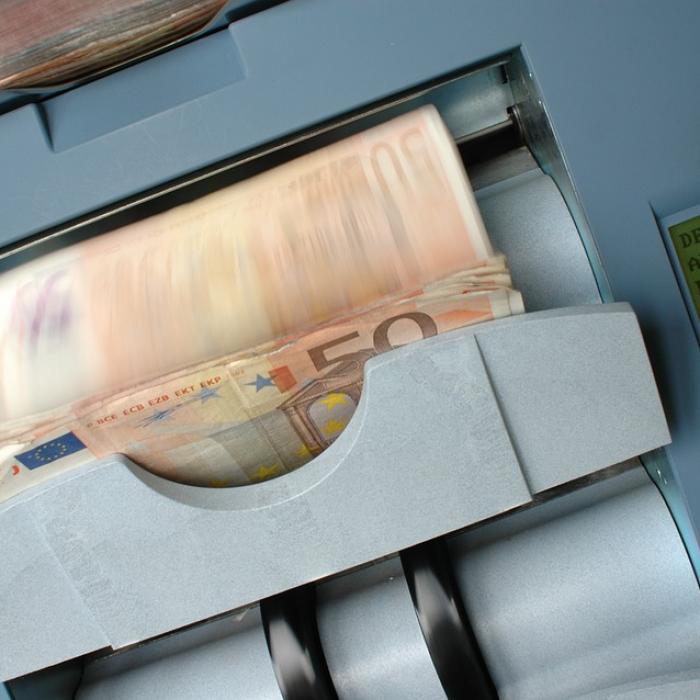 Curs valutar BNR, 14 septembrie 2022. Euro creşte spectaculos faţă de leu şi dolar