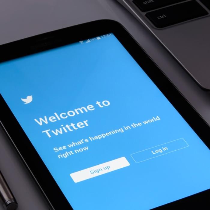 Twitter va încerca să-l oblige pe Elon Musk în instanță să cumpere compania, după ce miliardarul a renunțat la tranzacție