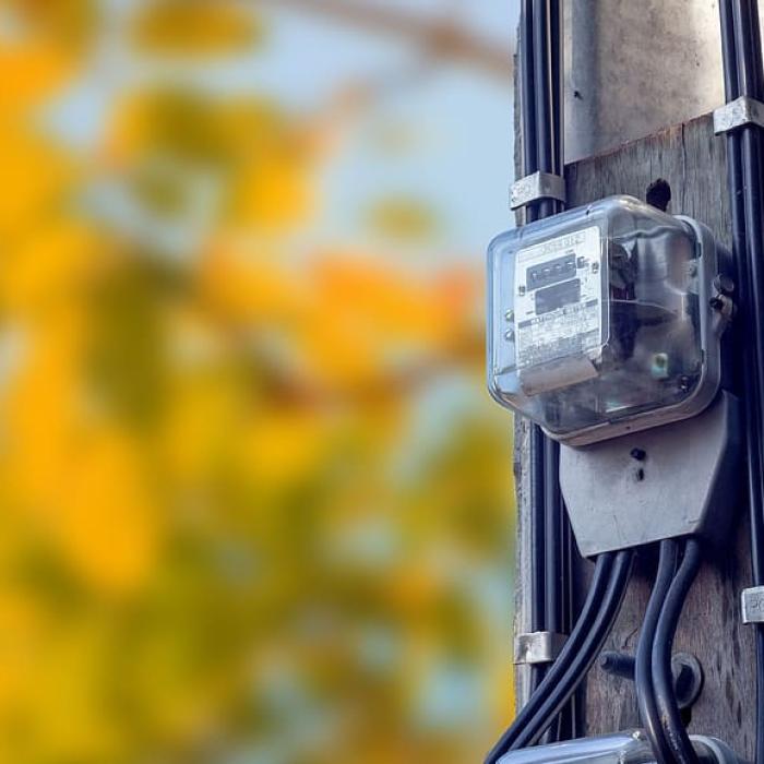 Factura la energie. Se schimbă formula de calcul. Anunț pentru românii care consumă peste 250 kwh