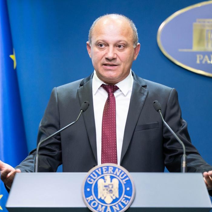 Se cere demisia ministrului Constantin-Daniel Cadariu: A ratat toate toate obiectivele majore