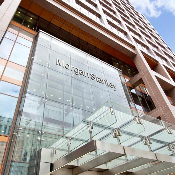 Forța dolarului american  poate duce la o criză financiară, susțin experții Morgan Stanley