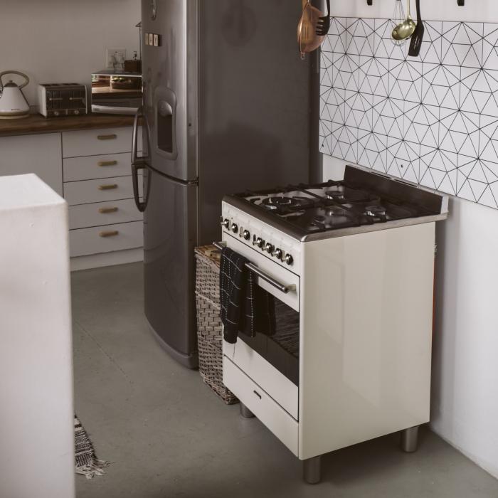 Vouchere de 4.000 lei pentru repararea locuinţei sau schimbarea electrocasnicelor