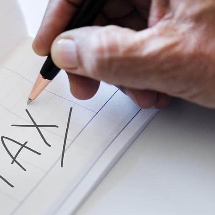 Olanda vrea să impună o taxă pe profiturile excesive ale companiilor care vând combustibili fosili