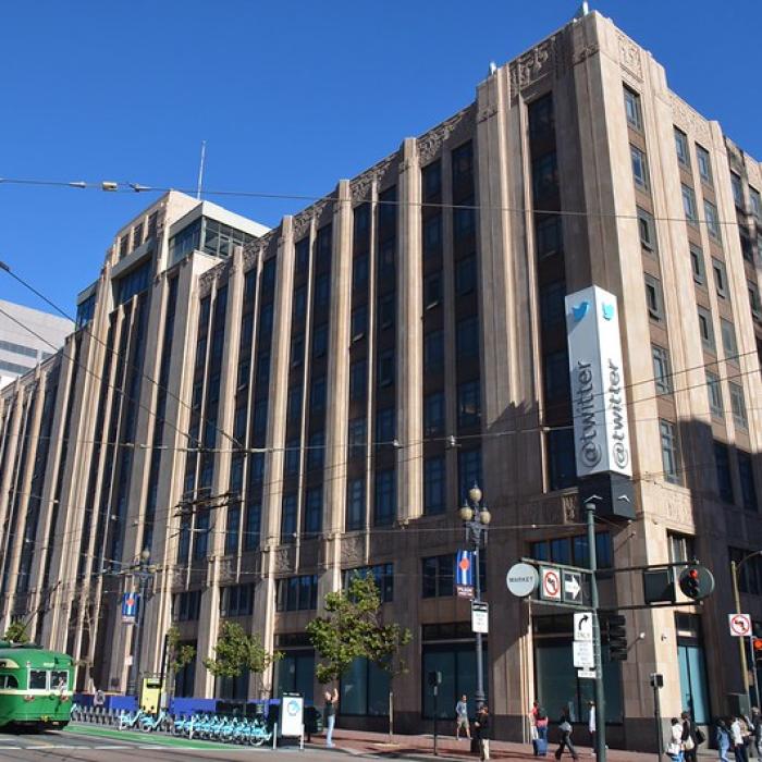 Twitter și-a închis temporar toate birourile din toată lumea