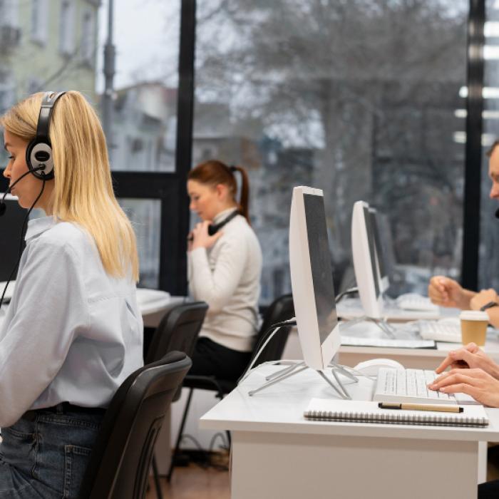 Beneficiarii de ajutoare de stat vor putea suna la un call-center