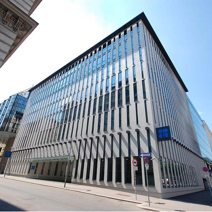 Un economist german dă în judecată OPEC. Procesul ar putea fi un precedent periculos pentru cartel