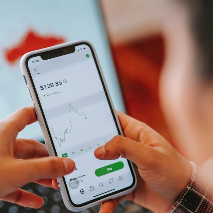 Evoluţii financiar-bancare şi bursiere. Cifrele zilei de pe pieţele lumii