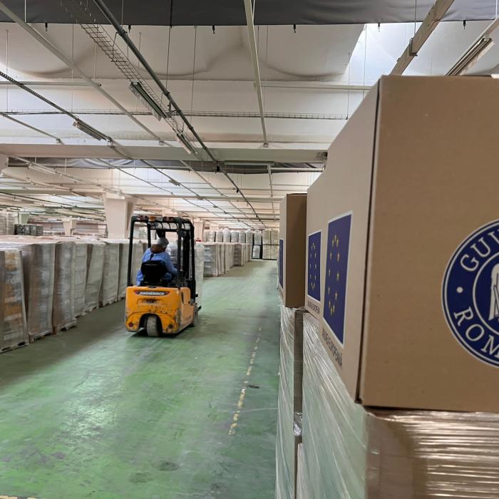 Pachete cu alimente. Află toate detaliile: Câți români le primesc