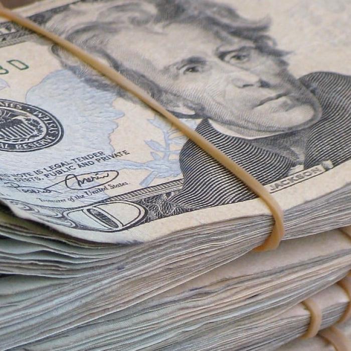 Rușii au trimis peste hotare 63 miliarde $. În septembrie a fost un RECORD