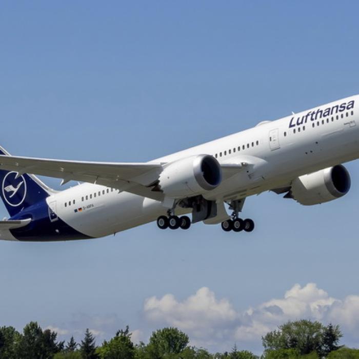 Lufthansa intenţionează să recruteze 20.000 de angajaţi în Europa