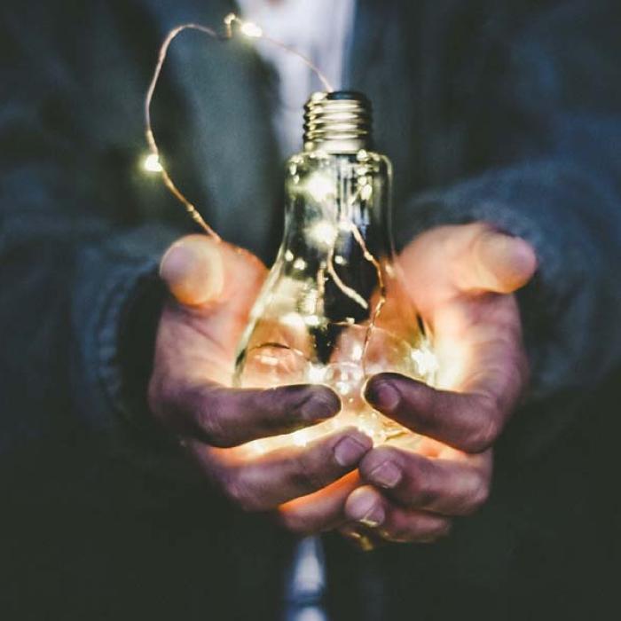 Conferința "Criza energetică și efectele pe termen lung", eveniment marca DC News Media Group