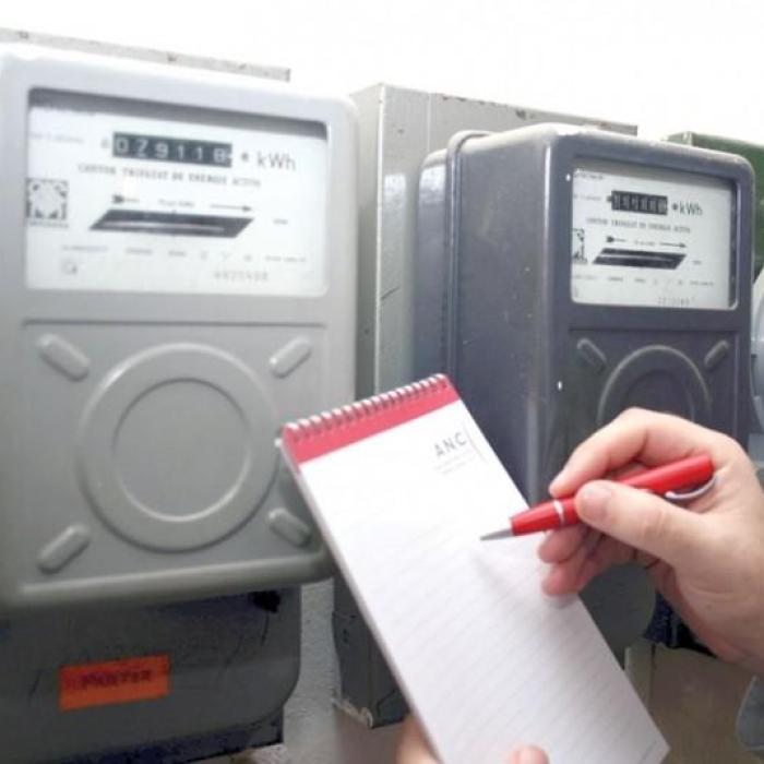 Plafonarea prețului la energie. Ce se întâmplă dacă nu trimiți declarația pe proprie răspundere