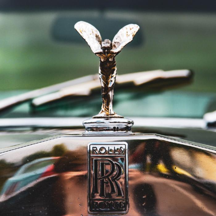 Majorare salarială record la Rolls-Royce