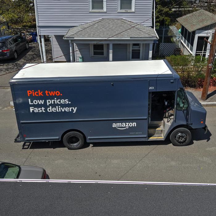 Amazon va tăia peste 18.000 de posturi, pentru a reduce costurile
