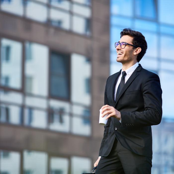 Salariile mirobolante ale marilor patroni din Marea Britanie