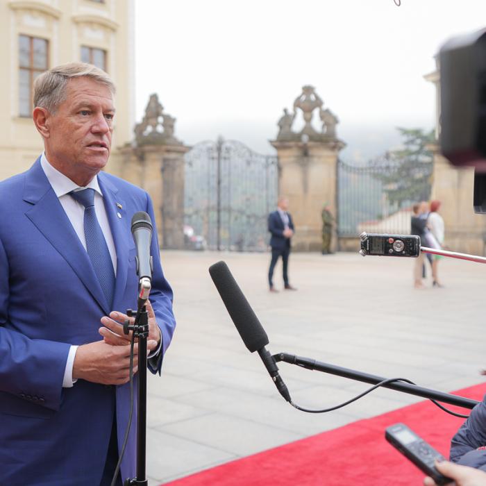 Klaus Iohannis, vizită în Azerbaidjan. Discuţii despre dezvoltarea cooperării în domenii precum energie, transporturi, comerţ, investiţii, digitalizare şi agricultură