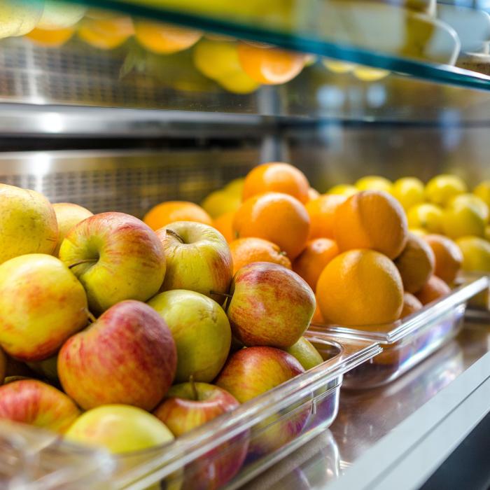 Consumăm tot mai mult din import. Creştere cu peste 50% a deficitului de cont curent