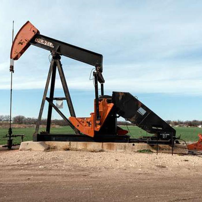 Rafinăriile din România ar putea rămâne fără petrol. Avertisment de la Exxon Mobile