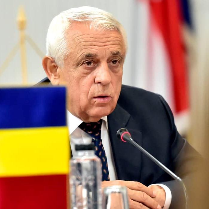 Bani europeni pentru fermieri. Petre Daea: România nu figura printre beneficiari