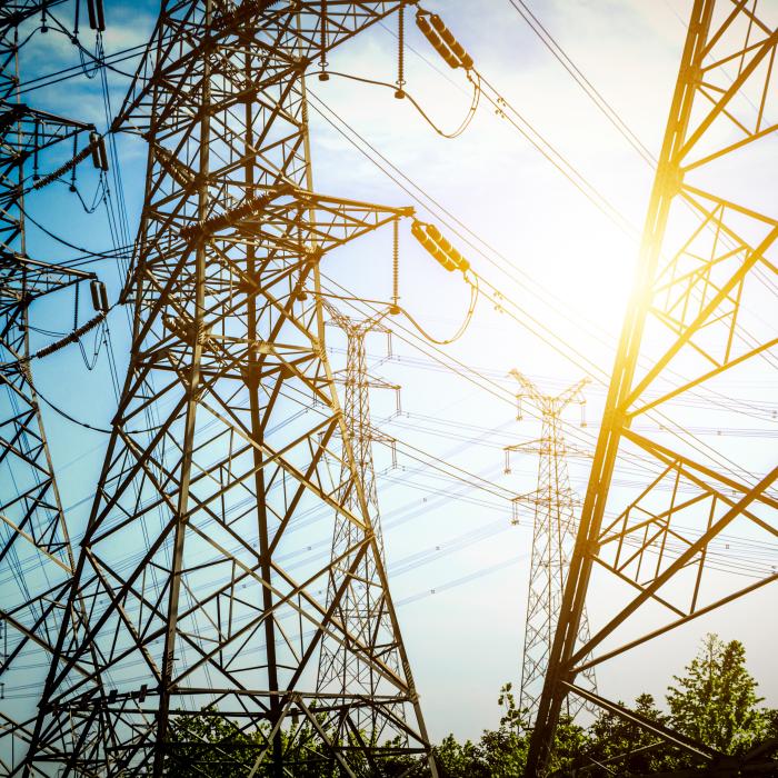Exportul de energie electrică: Executivul UE cere României să elimine restricțiile