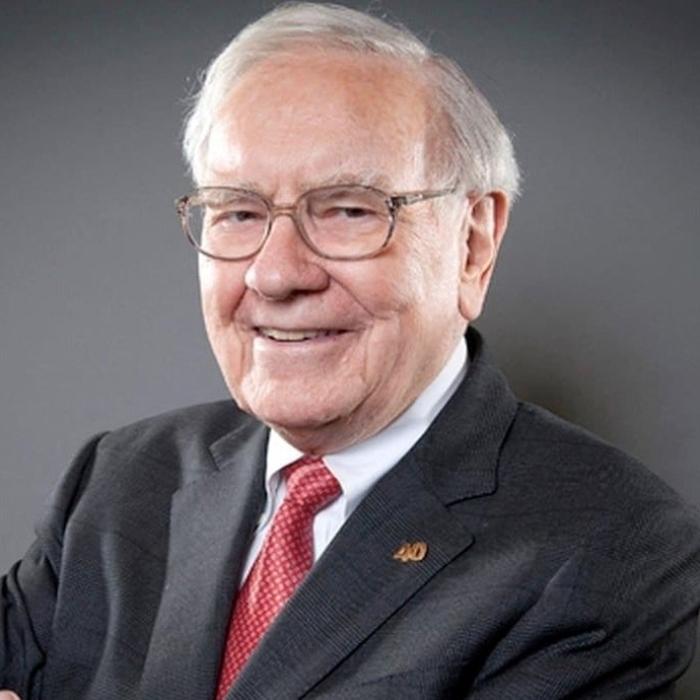 Warren Buffett a fost în Japonia, urmărit de amintirea unei experiențe nefericite din 1989