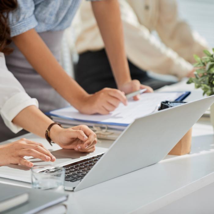 Cum pot salariații să-și descarce adeverințele de vechime din Revisal