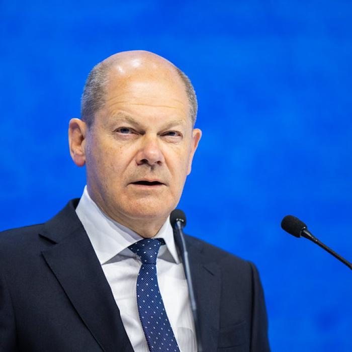 Cancelarul Germaniei: Creşterea producţiei de energie regenerabilă, cheia pentru costuri mai scăzute în industrie