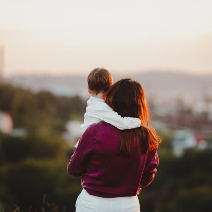 Munca de noapte a părinților singuri. Nouă reglementare