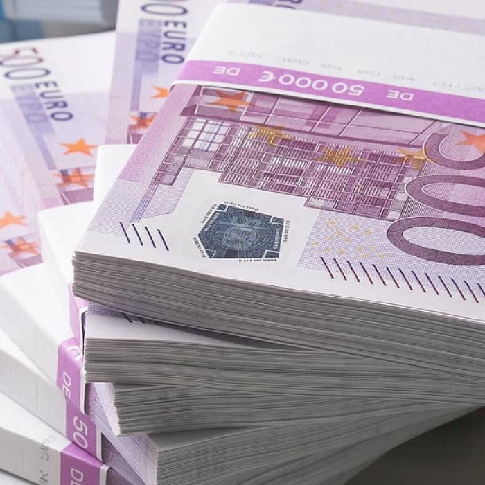 În 15 ani, românii au vărsat miliarde de euro la Pilonul II de pensii