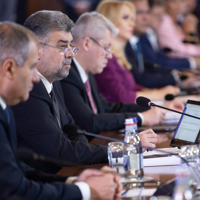 Şedinţă de Guvern, 7 iulie. Deciziile zilei pentru români şi pentru mediul de afaceri