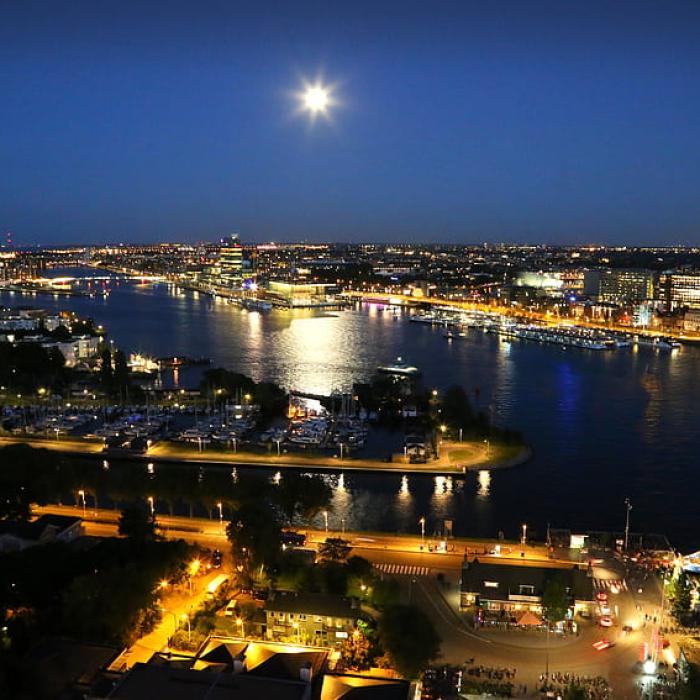 Țările de Jos, țara care a îmblânzit apele și are 20.000 de kilometri de diguri