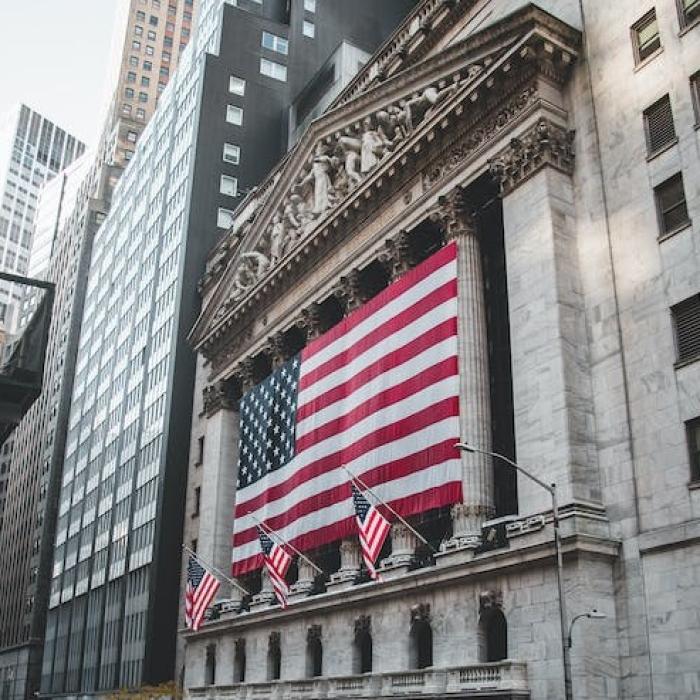 Optimism pe Wall Street după  publicarea unor date care arată încetinirea creşterii preţurilor de producţie