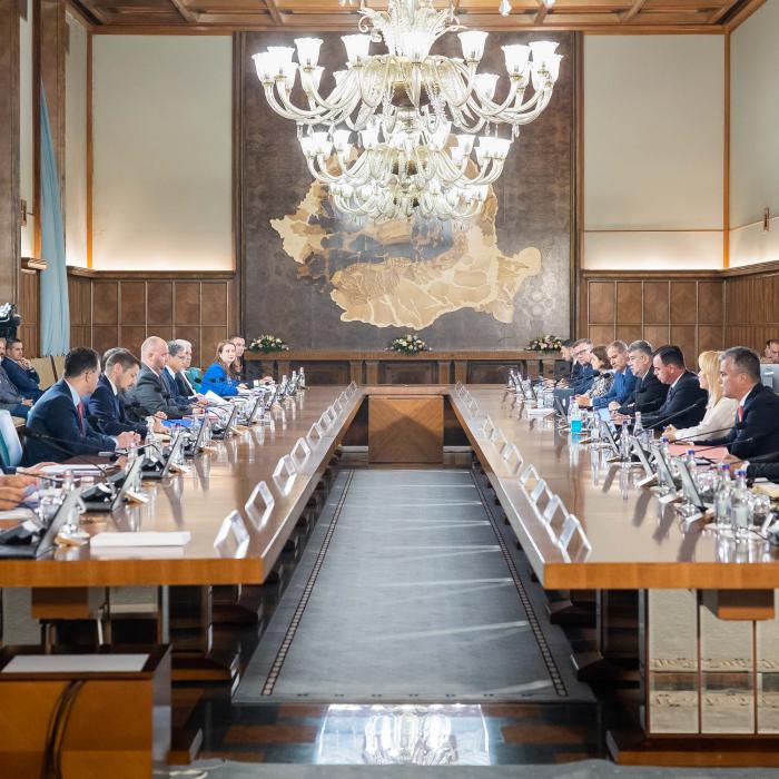 Şedinţă de Guvern, 20 iulie. Proiecte importante pentru cetăţeni şi pentru mediul de afaceri