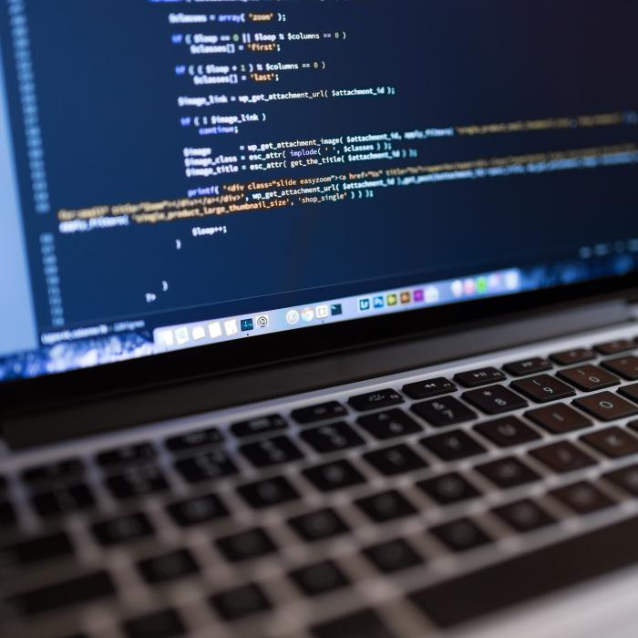 Modificări fiscale. Guvernul, acuzat că pune în pericol dezvoltarea industriei IT din România