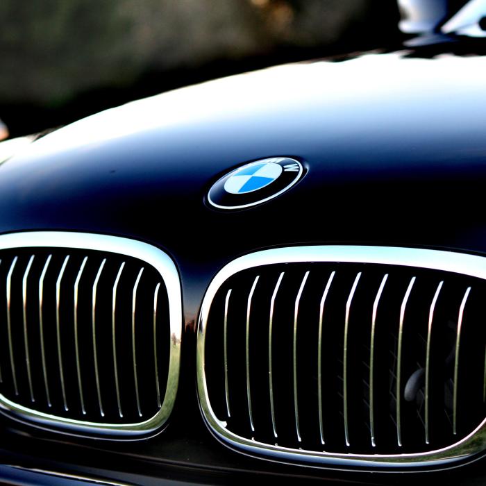 Modelele electrice BMW sporesc vânzările constructorului auto german