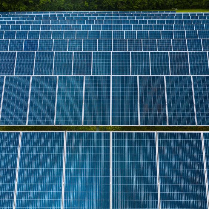 Sistemele fotovoltaice fac față cerinței mari de energie din vara aceasta 