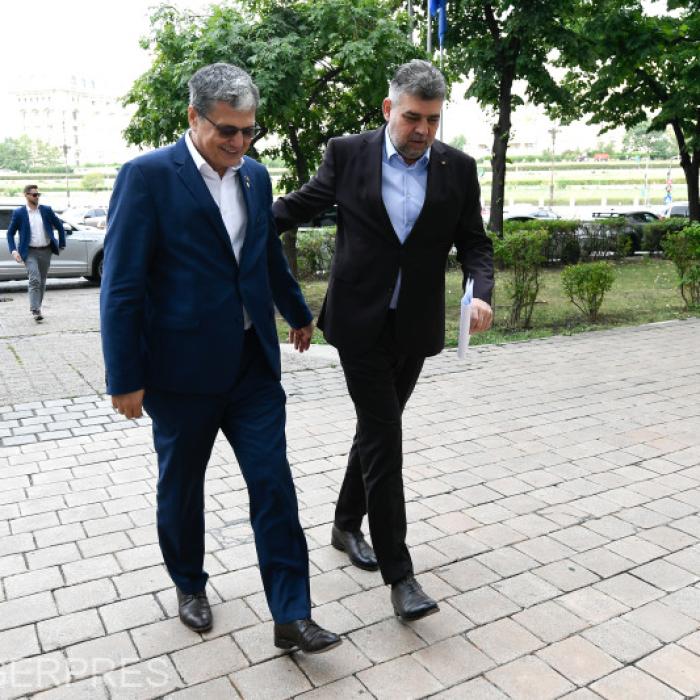 Ciolacu, întrebare cheie despre modificările fiscale, din partea unui student. Ce a răspuns premierul