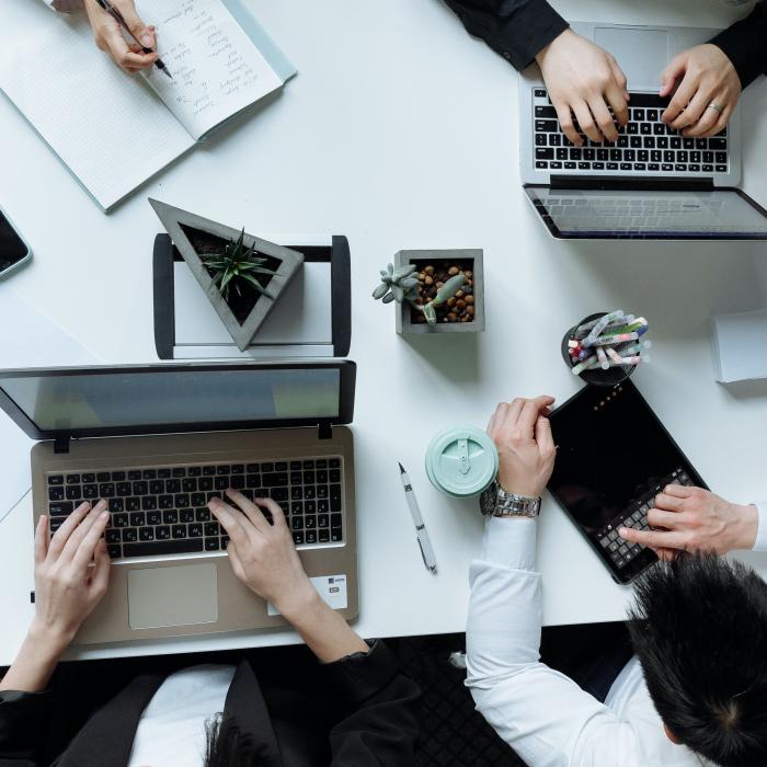 Companiile românești s-au umplut de bani anul trecut. Cifre record 