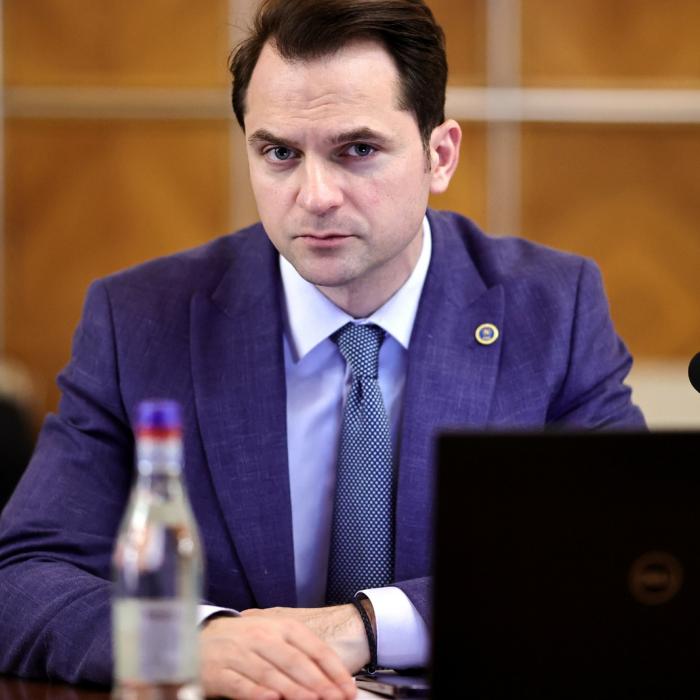 Noi contracte de finanțare pentru proiecte de energie regenerabilă, semnate de ministrul Energiei