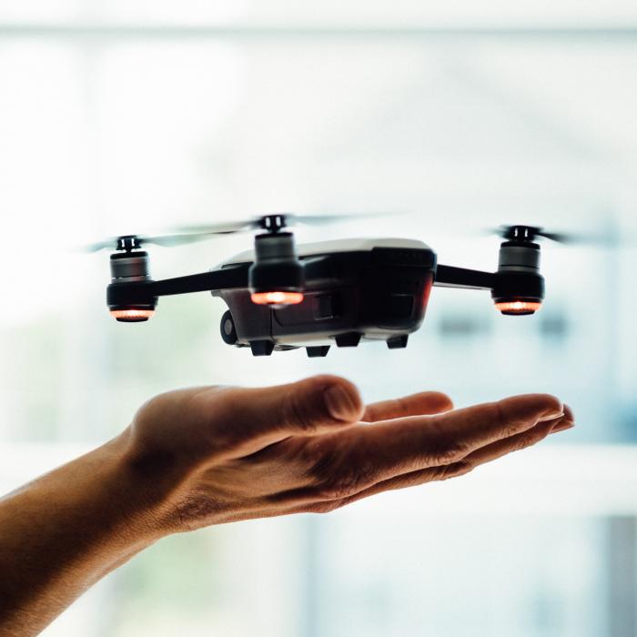 Prinde drona! 57 de companii, invitate de NATO să scape lumea de acest pericol 