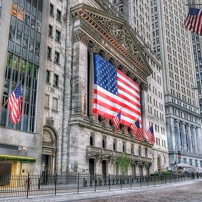 Evoluţii mixte la bursa de pe Wall Street, pe fondul incertitudinilor privind dobânzile