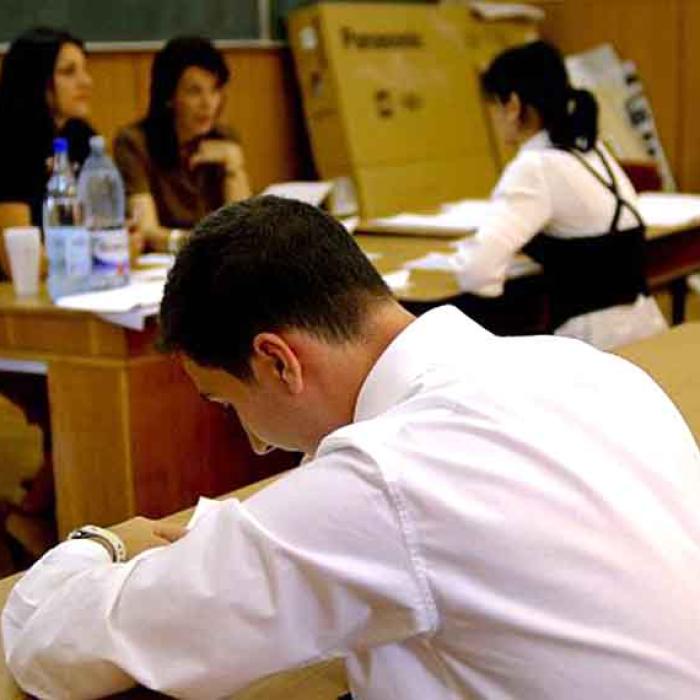 Majorarea salariilor profesorilor, vot în Camera Deputaților. Noua grilă de salarizare